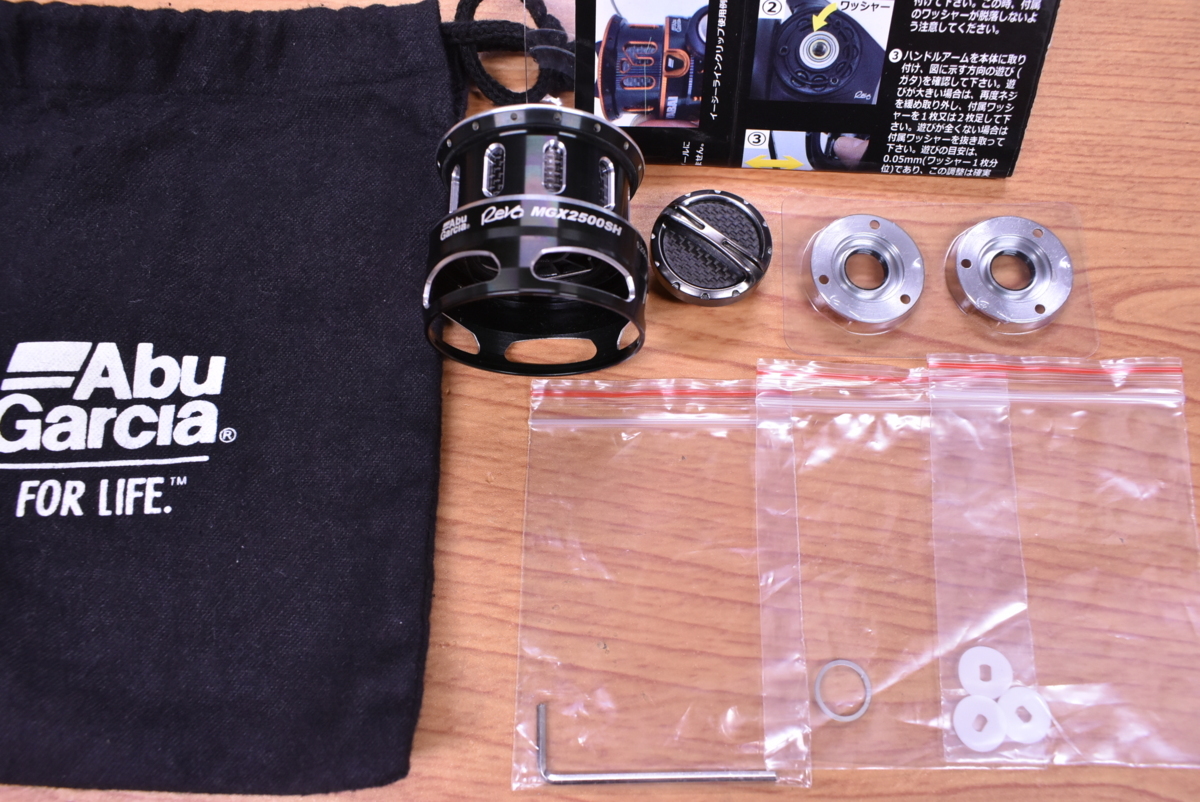 カスタム品☆程度良好】アブガルシア レボ MGX 2500SH ヤバイスプール
