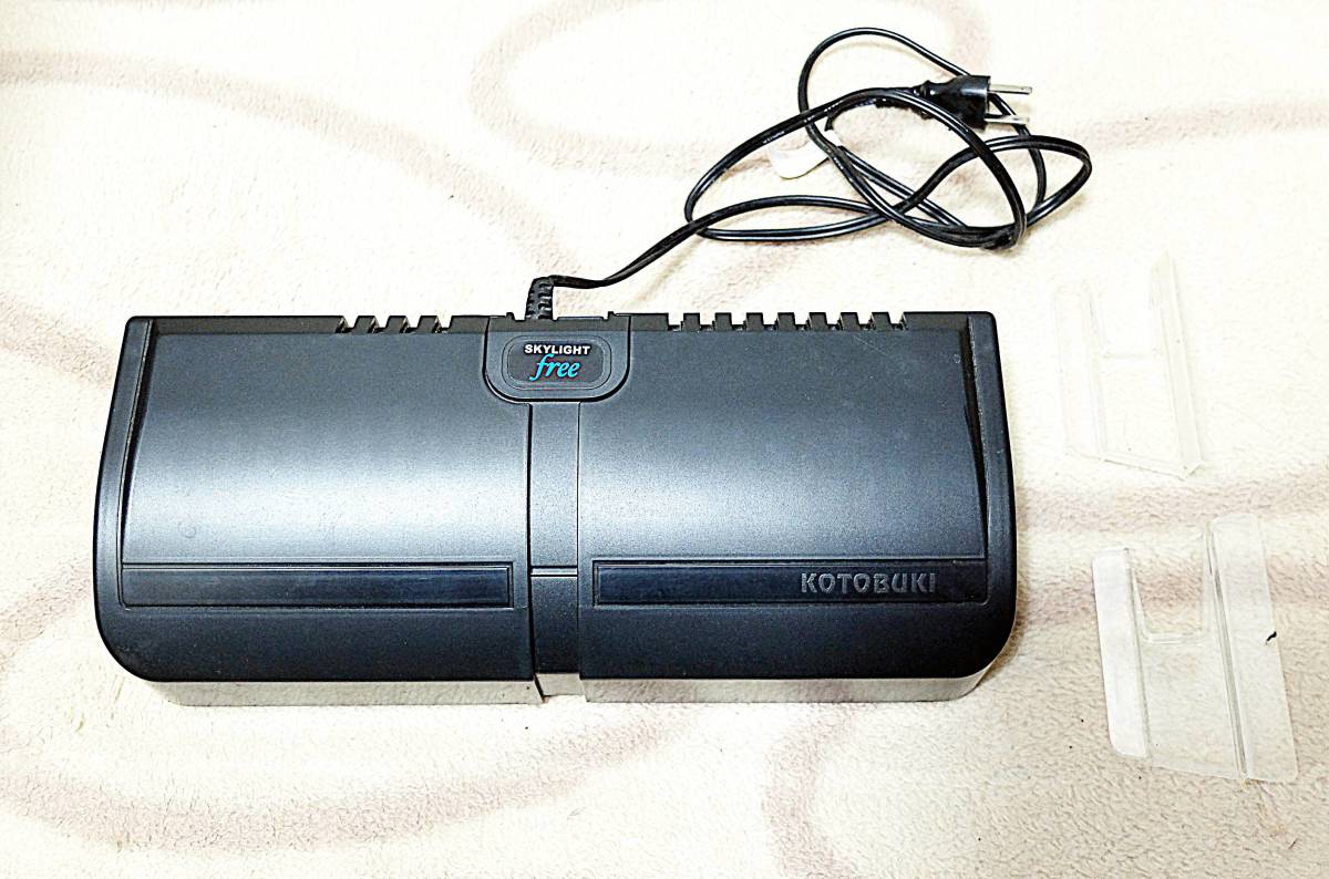 コトブキ Kotobuki スカイライトフリー Skylight Free ３０ ４５cm用 スタンド付 の落札情報詳細 ヤフオク落札価格情報 オークフリー スマートフォン版