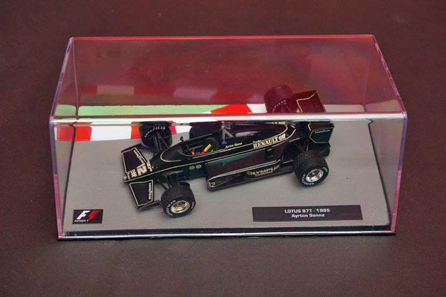 ロータス97T JPS仕様　セナ　F1マシンコレクション 1/43 61YRm8T0AZL._UF350,350_QL80_.jpg