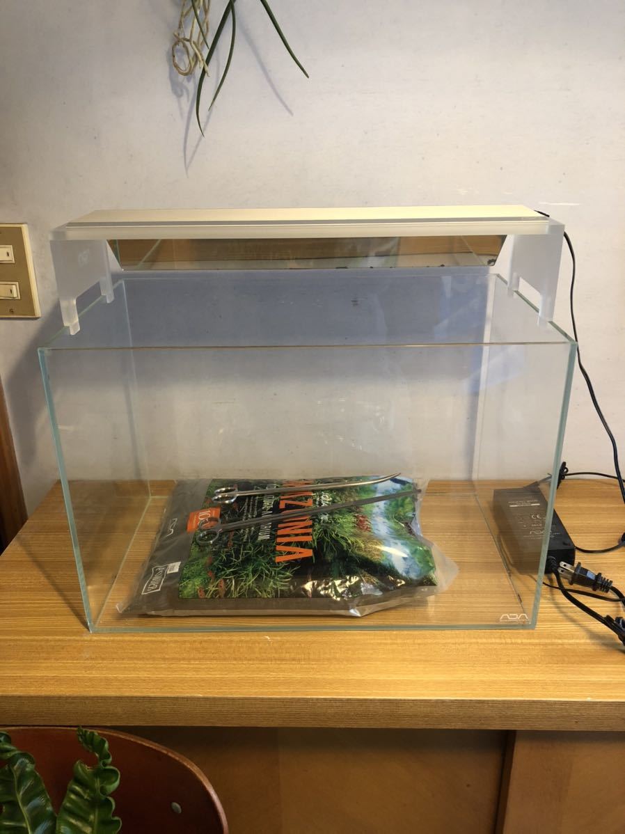 アクアデザインアマノ Ada キューブガーデン45cm アマゾニアバックスクリーン水草用ハサミ付き ガラス水槽 Cube Garden の落札情報詳細 ヤフオク落札価格情報 オークフリー スマートフォン版