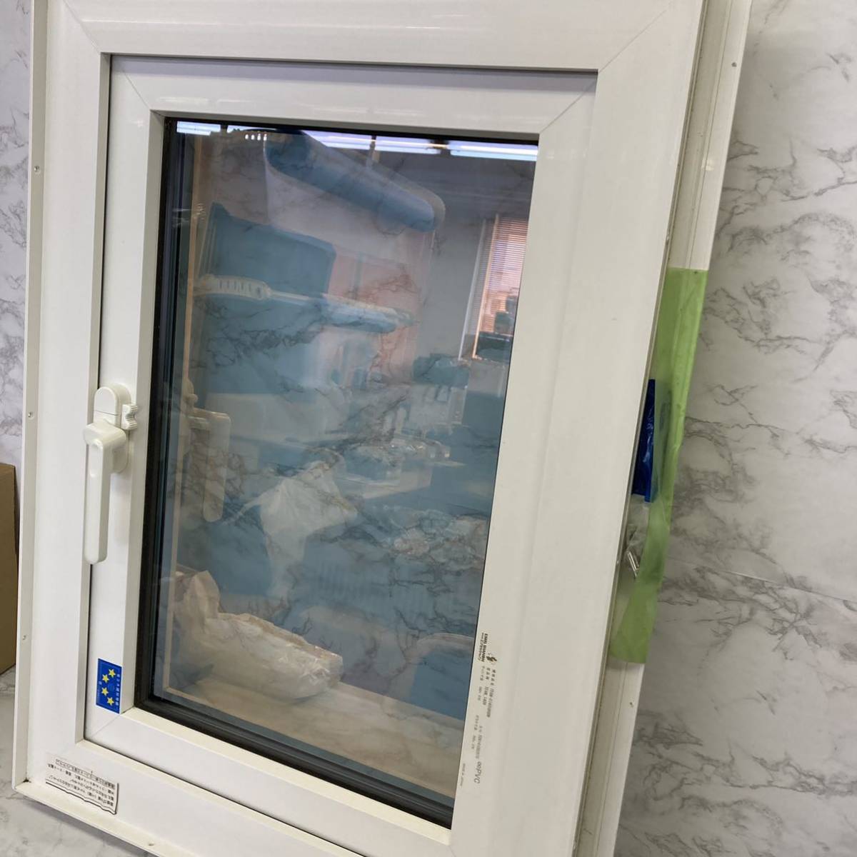 新品 Fr 未使用品 シャノン Sbw3 W16ar F 窓枠約縦cm横62cm 窓ガラス サッシ 1000 の落札情報詳細 ヤフオク落札価格情報 オークフリー スマートフォン版