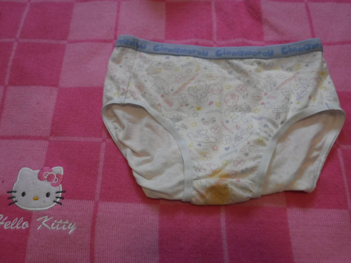 【新品】★シナモロール★超超激レア★JS(12)♪ジュニアブラ＆パンティ♪クロッチ痛み♪黄ばみシミ★密封発送★女子小学生★JS★ショーツ★よれ ...