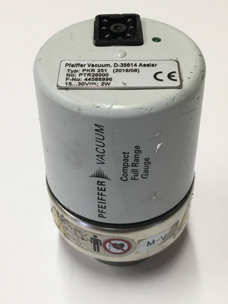 Pfeiffer ファイファー Vacuum D 356 14 Asslar シリーズ 真空計 ゲージ Tmu 071p 071e Dcu Tpg261 パワーファン セット の落札情報詳細 ヤフオク落札価格情報 オークフリー スマートフォン版