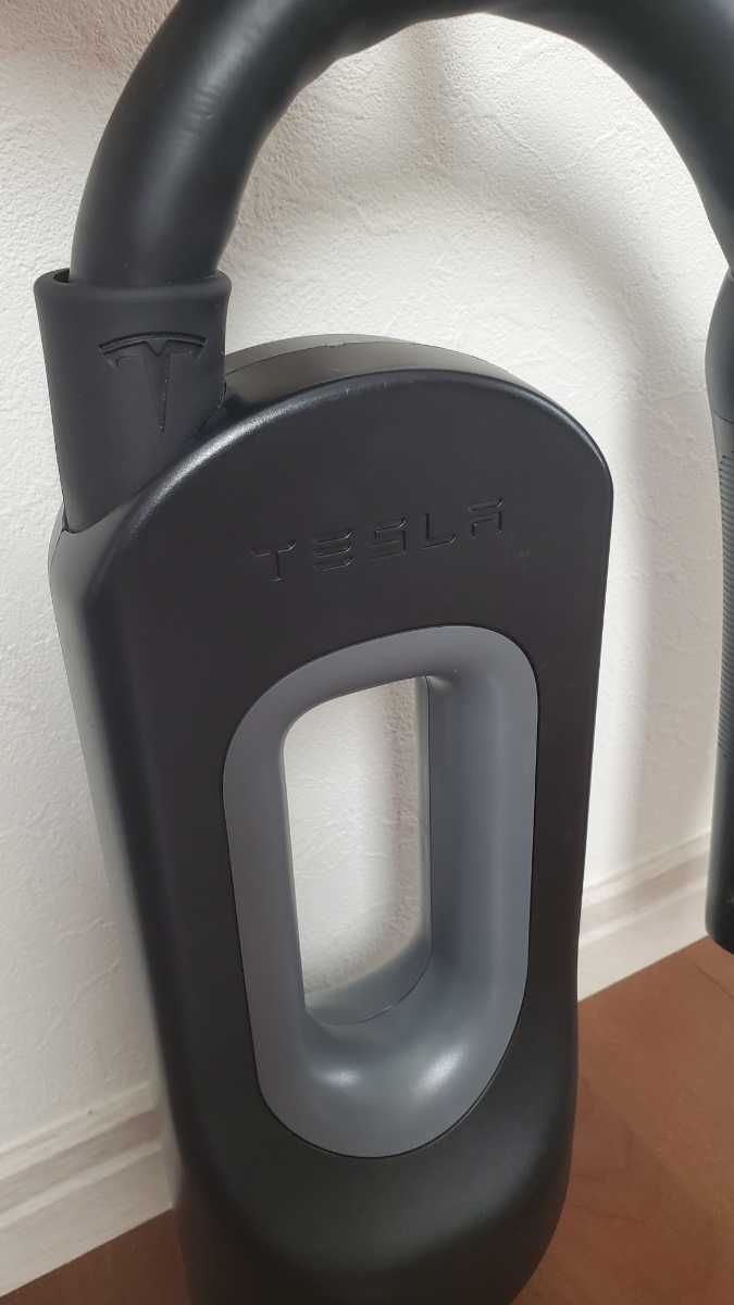 新品・未使用】テスラ チャデモ アダプター 未使用に近い】Tesla