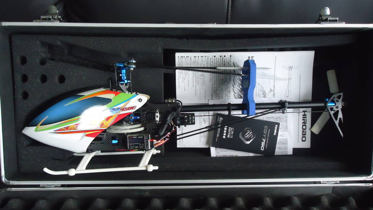 ヒロボーエンブラ450 ヒロボーエンブラ450E予備パーツ付き