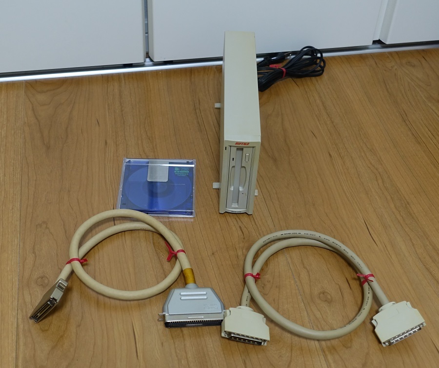 全体的に状態が悪い】バッファロー BUFFALO メルコ MOS-S230 SCSI外