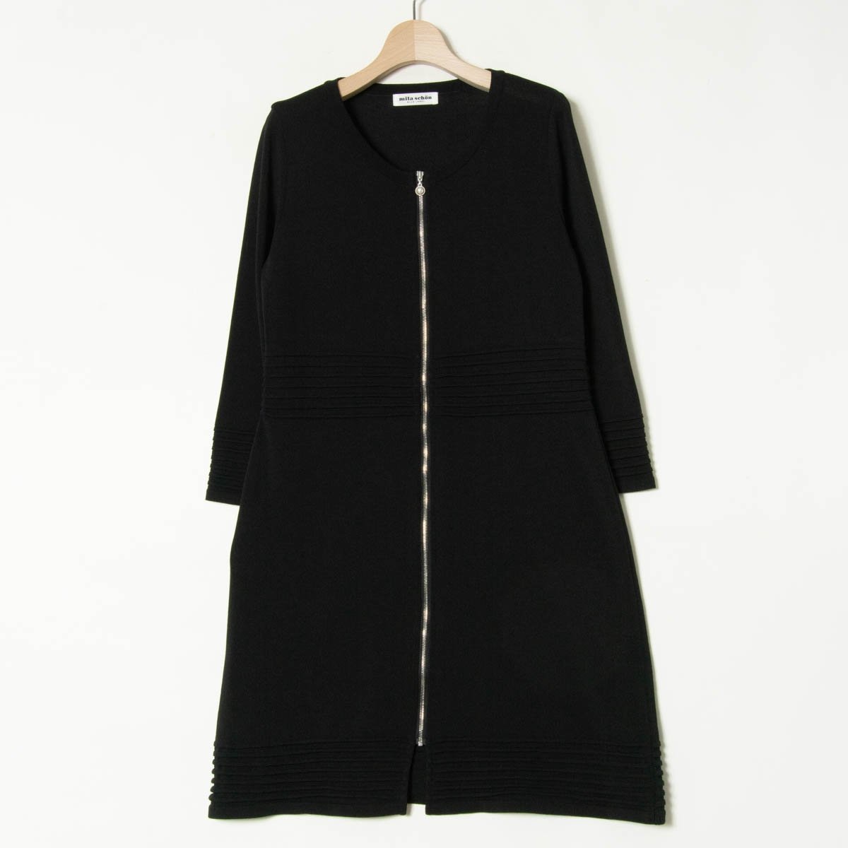 【未使用】MILA SCHON ミラショーン ベルト 246 ゴールド サイズ調整可能 サンプル見本 未使用 送料無料 の落札情報詳細