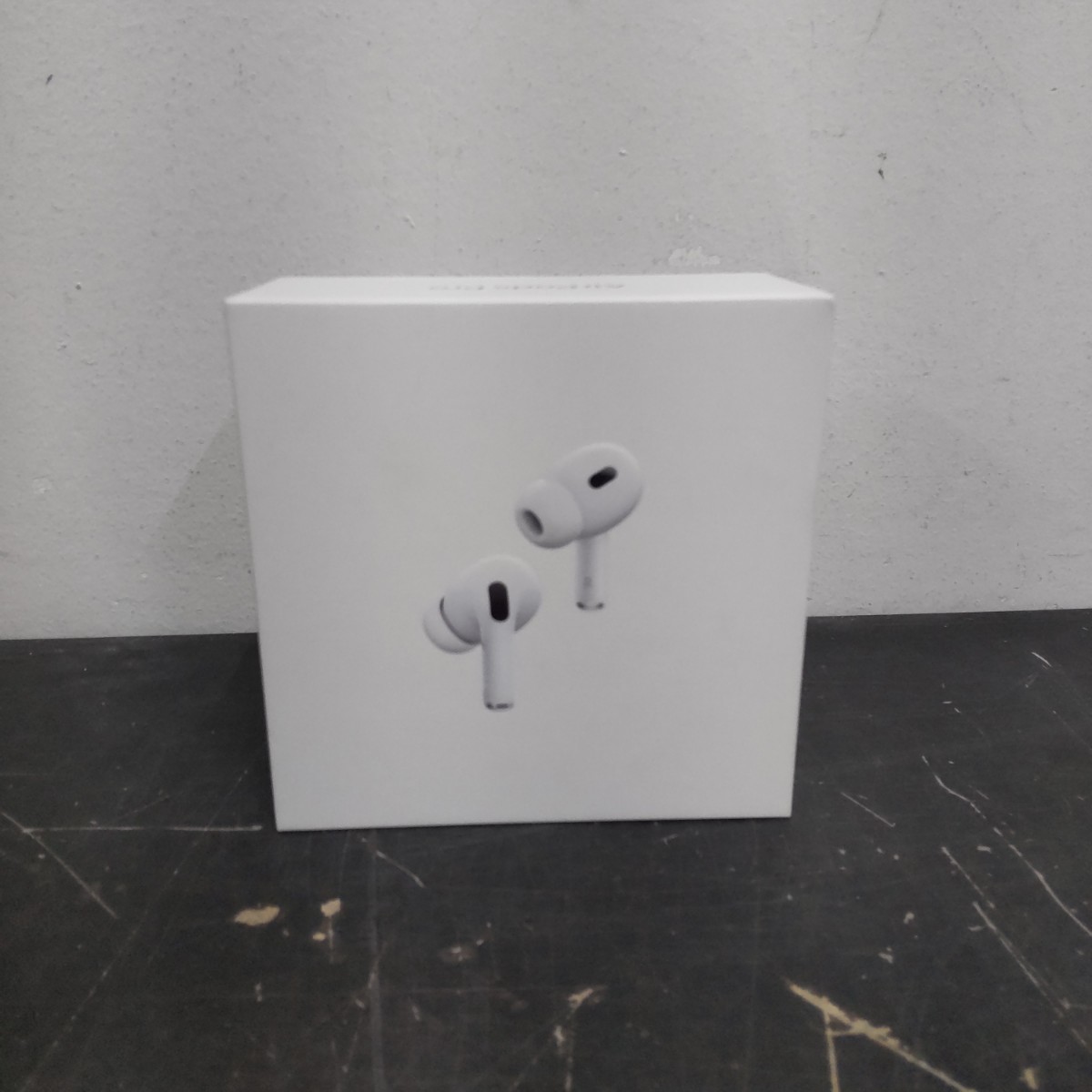 美女の使用済みAir Pods イヤホン｜AirPods本体