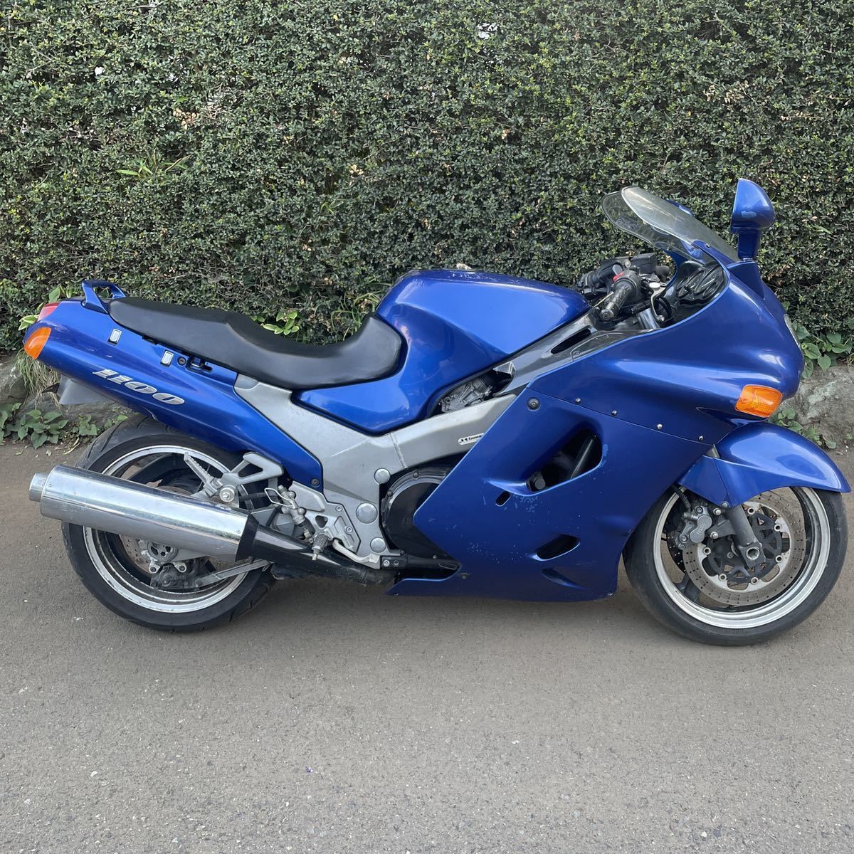 【やや傷や汚れあり】ZZR1100 平成11年式 zzr1100d 走行37327km KAWASAKI カワサキの落札情報詳細