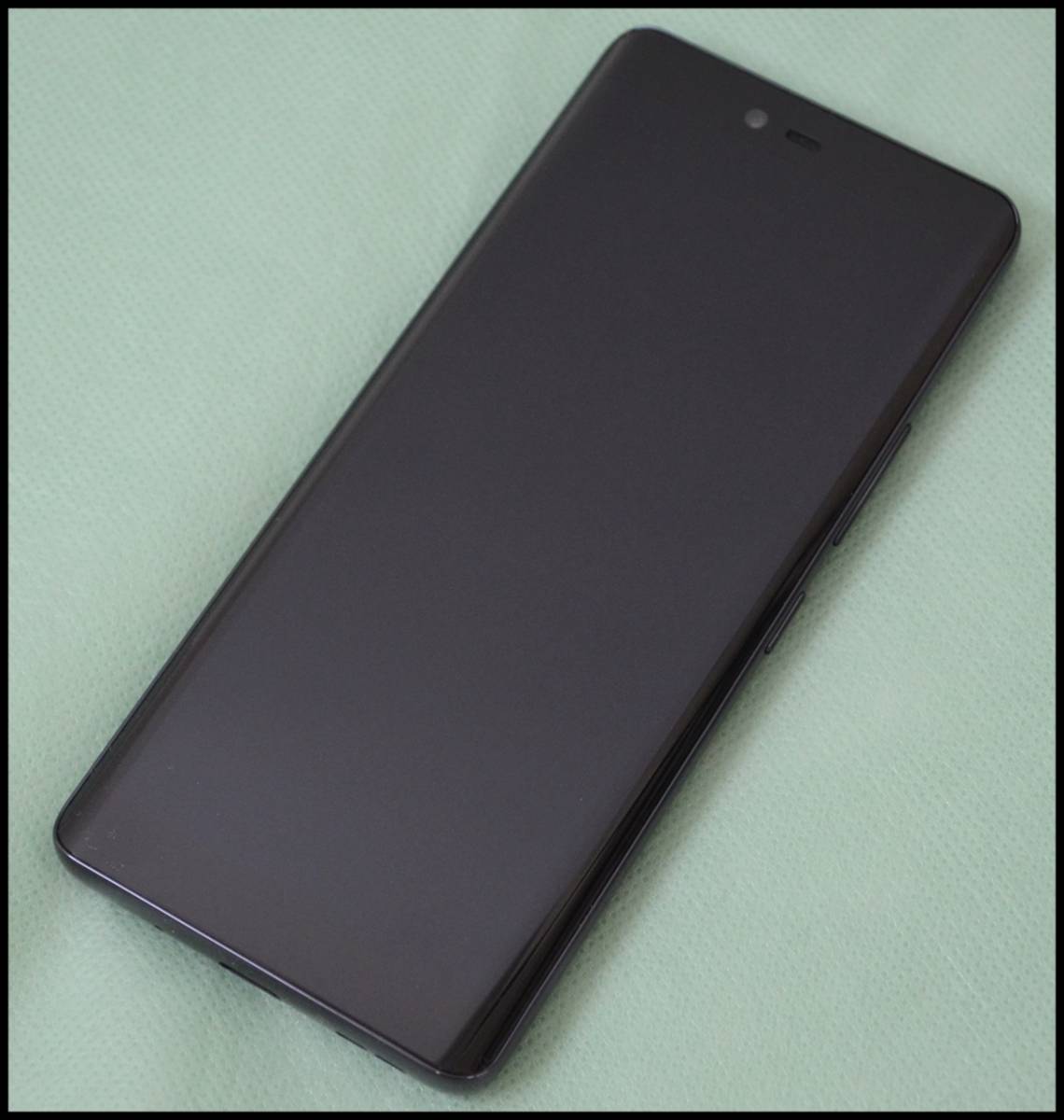 美品！Rakuten Hand 5G ブラック/黒 P780（未使用に近い】ほぼ未