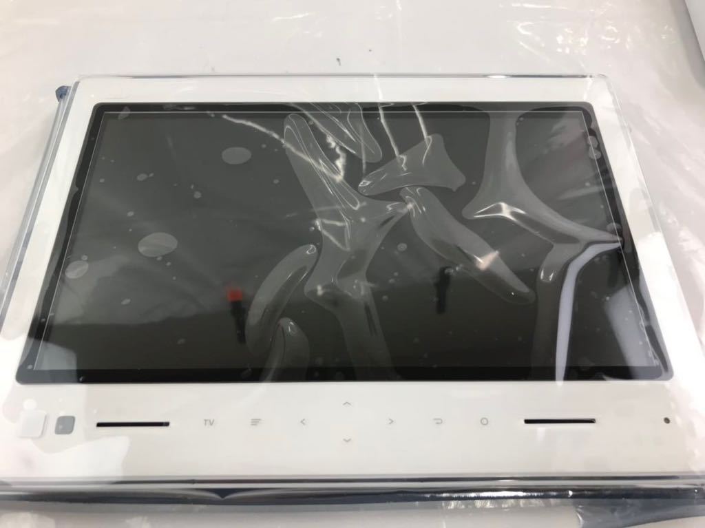 ZTS11 SWA ホワイト PHOTO-U TV au 中古未使用品！