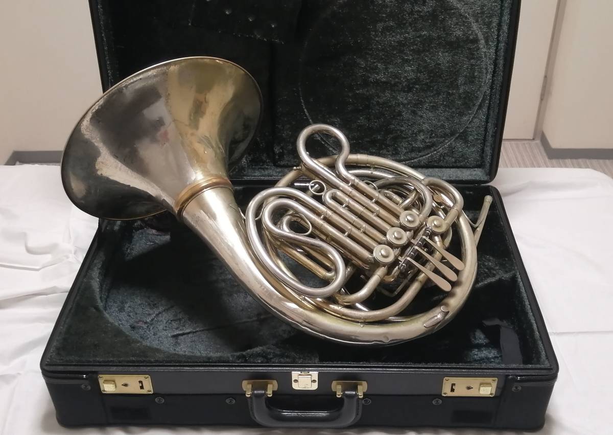 中止]ホルン C.G.CONN 8D ニッケルシルバー ワンピースベル