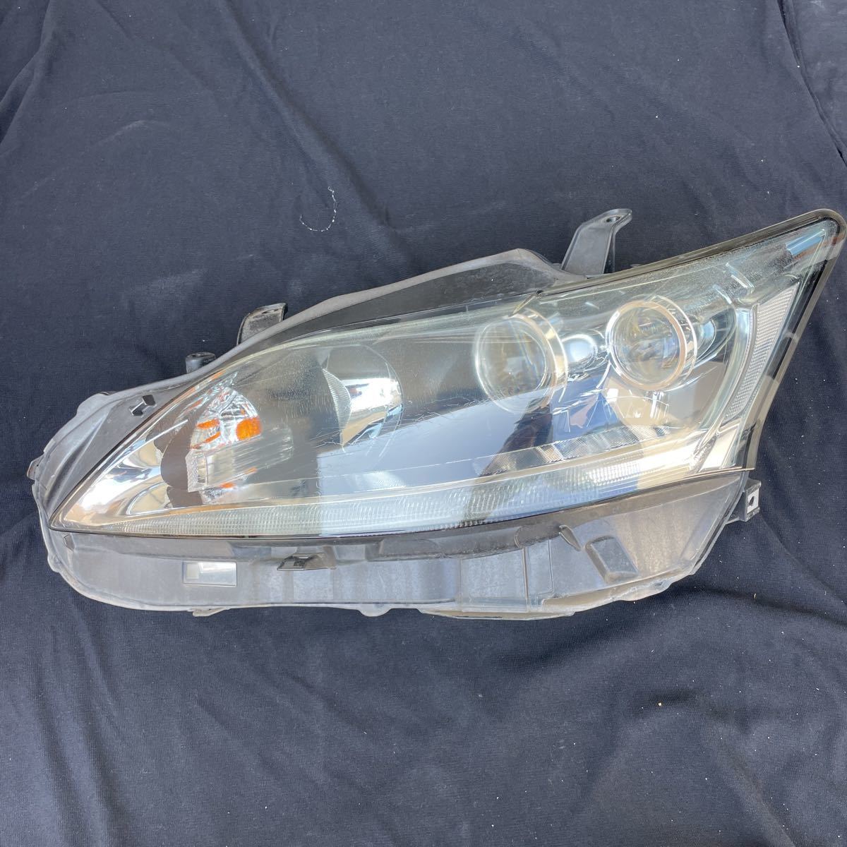 CT200hLED ヘッドライト右前期CM刻印KOITO 76-10