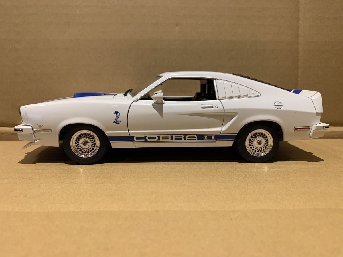 未使用に近い】フォードマスタングコブラ2 '76 チャーリーズエンジェル