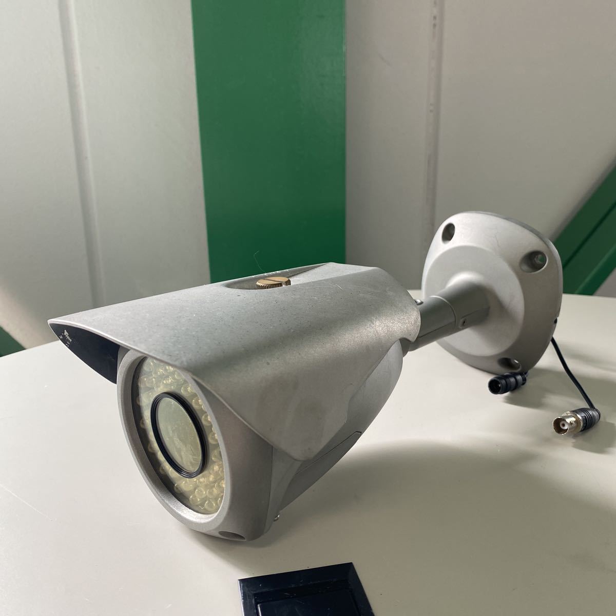 【傷や汚れあり】防犯カメラ MID RANGE IR BULLET CAMERA SLT0610 中古品の落札情報詳細 ヤフオク落札価格