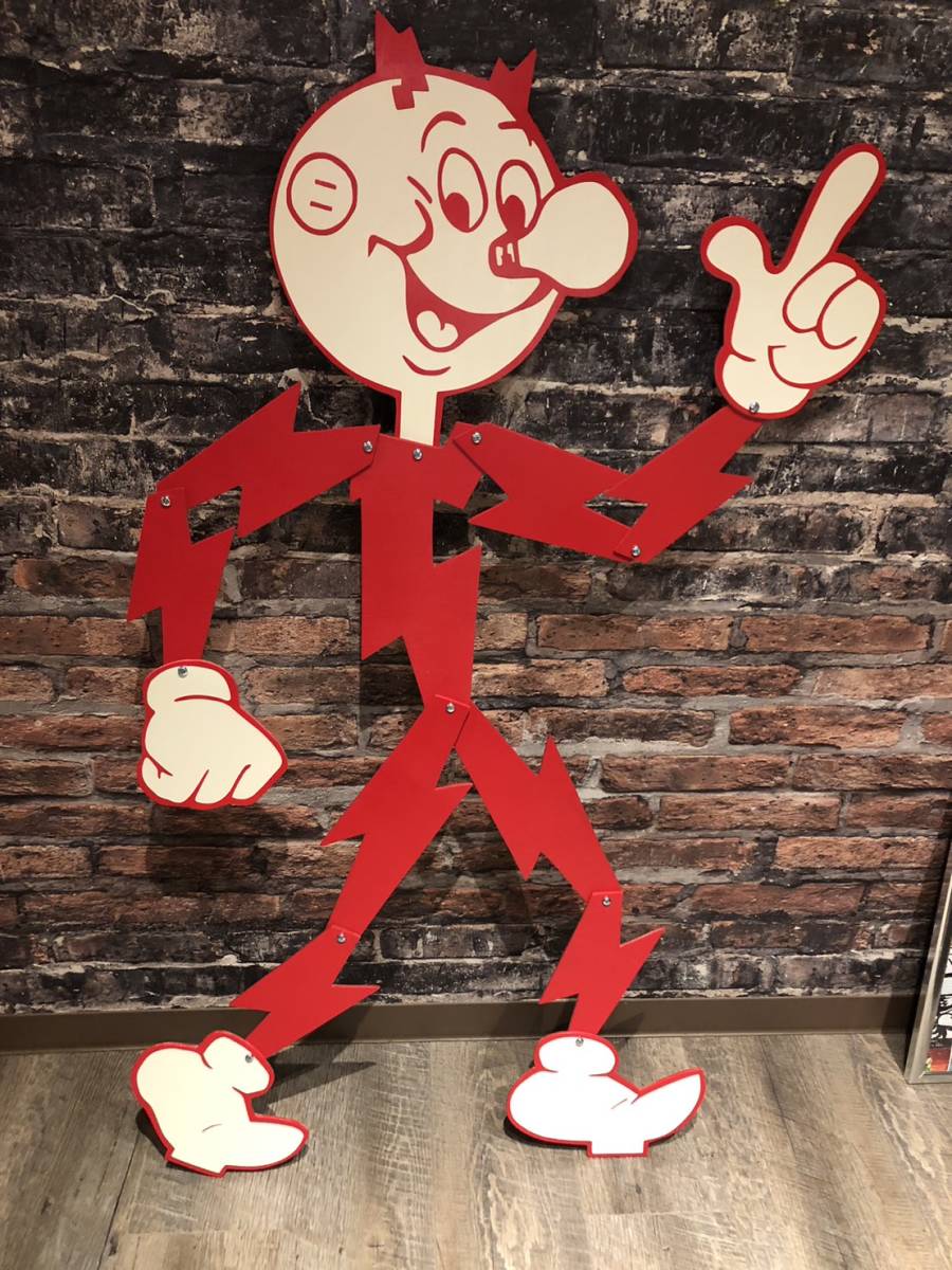 中古看板！ 【レディキロワット】 丸い看板 直径約６４㎝ 世田谷ベース 中古看板！ 【レディキロワット】 丸い看板 直径約64㎝ 世田谷