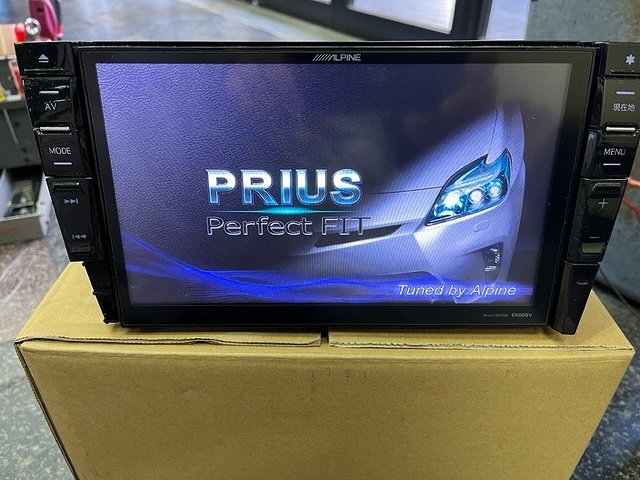 中古アルパイン EX009V 9インチ メモリーナビ 30プリウスパネル付け