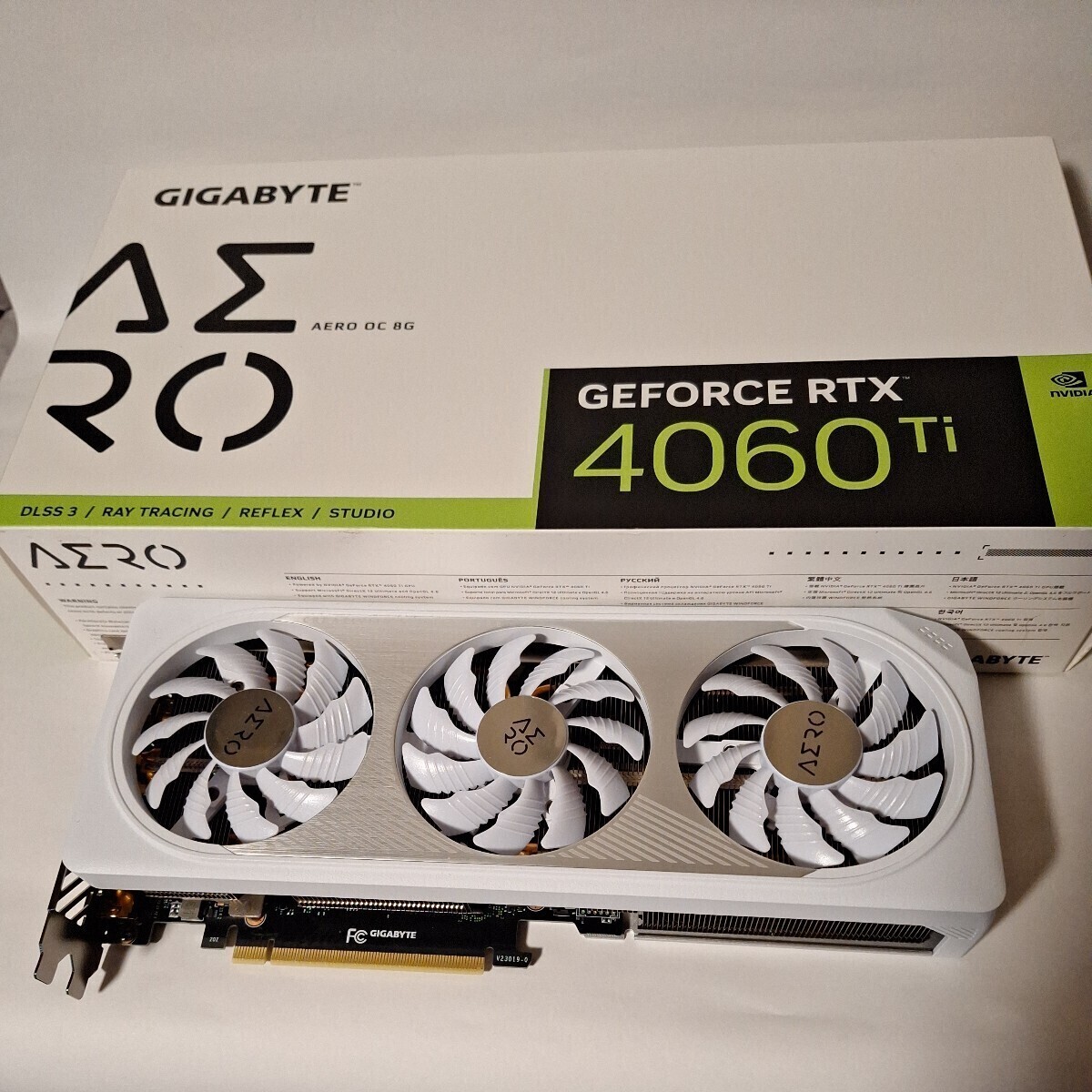 美品』GIGABYTE RTX3070 グラフィックボード 白色 【公式通販】