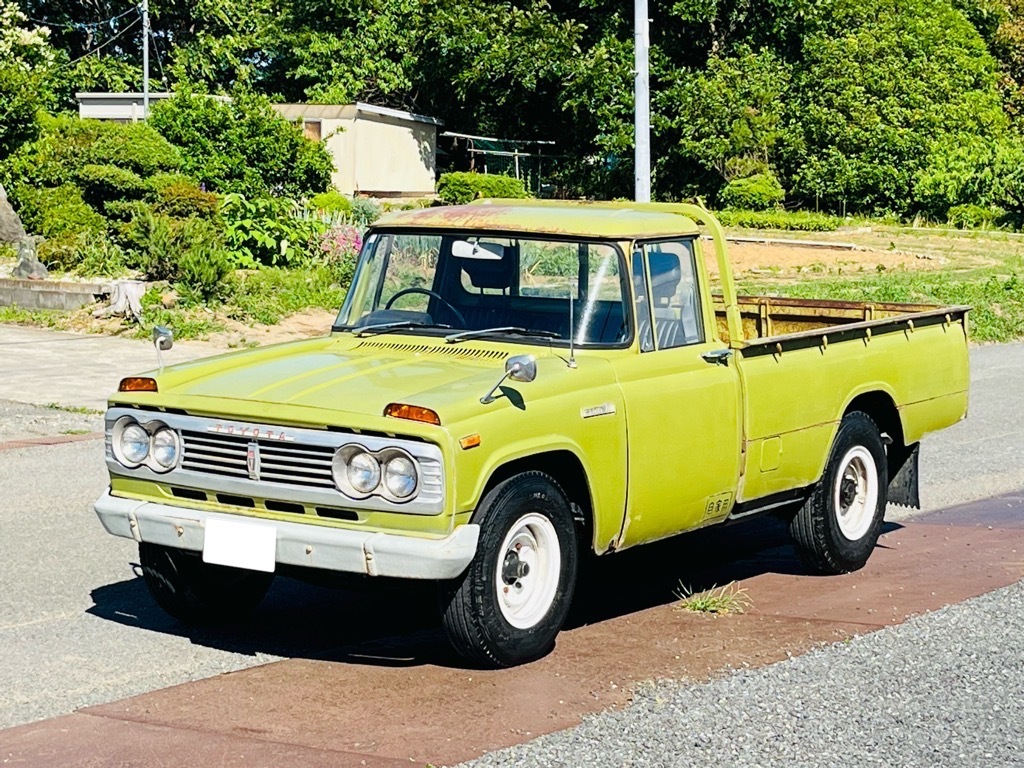 トヨタ スタウト 2000(クラシックカー) （走行距離 ？km】トヨタ  
