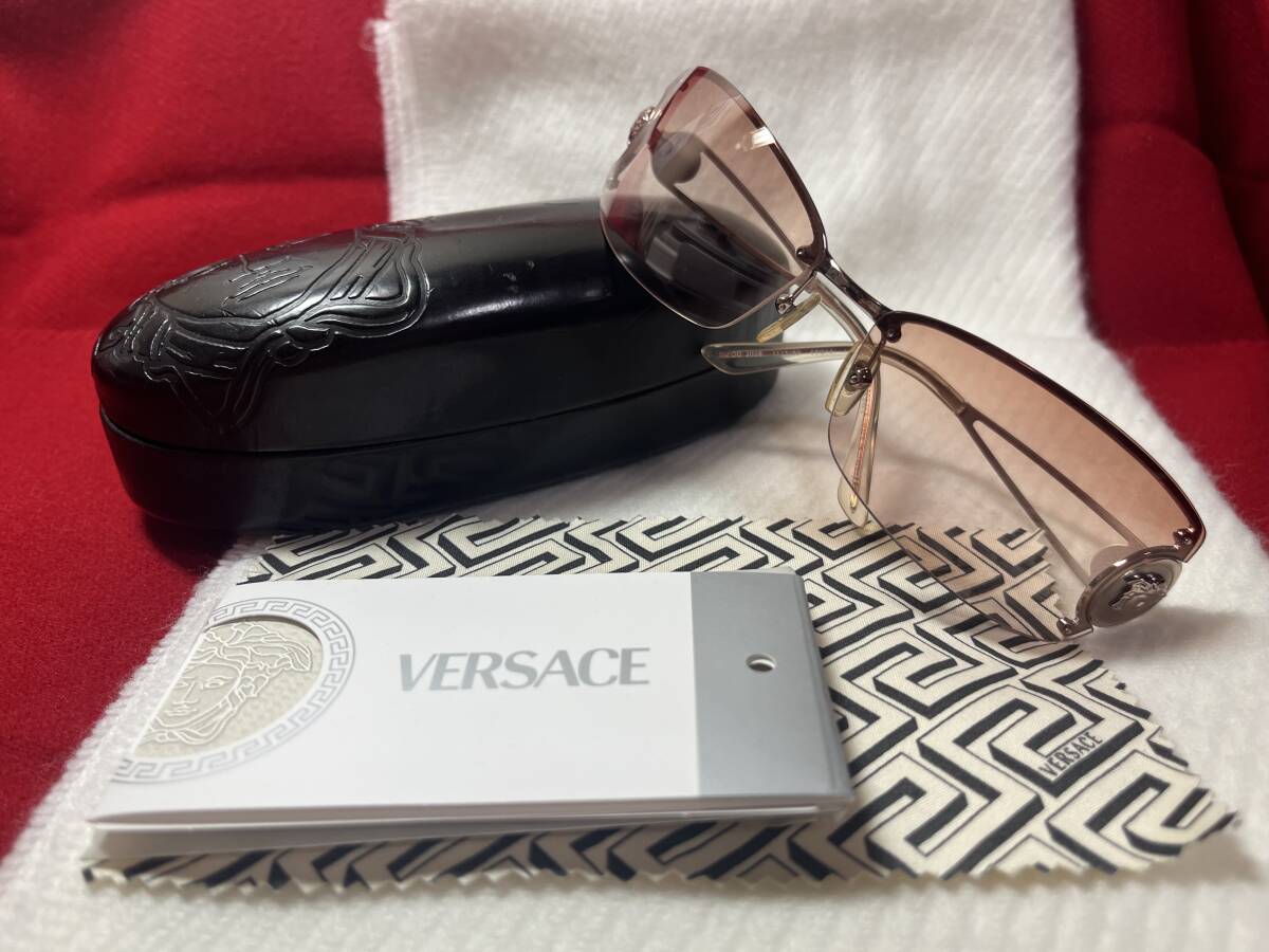 hyde着用✨️ 希少 VERSACE サングラス MOD2028 メデューサ