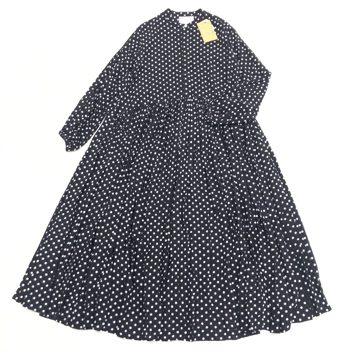 ビアズリー BEARDSLEY ドットギャザーワンピース （black