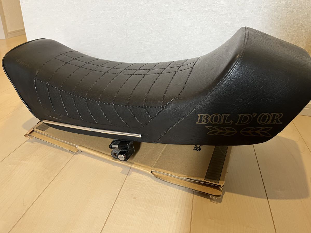 Z400FXジュリアーリシートタックロール