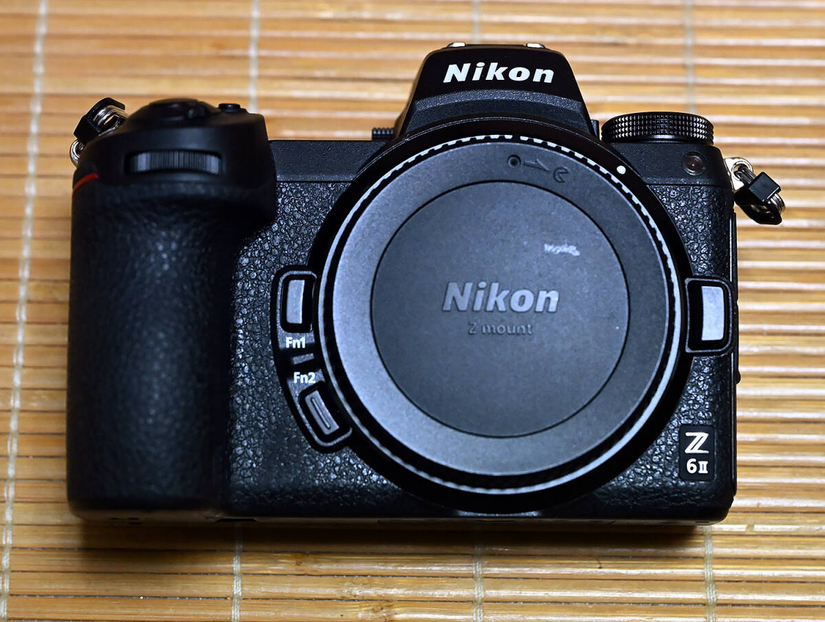 nikon Z7 +おまけ くら】Nikon Z7 ボディ + 予備バッテリー等 おまけ