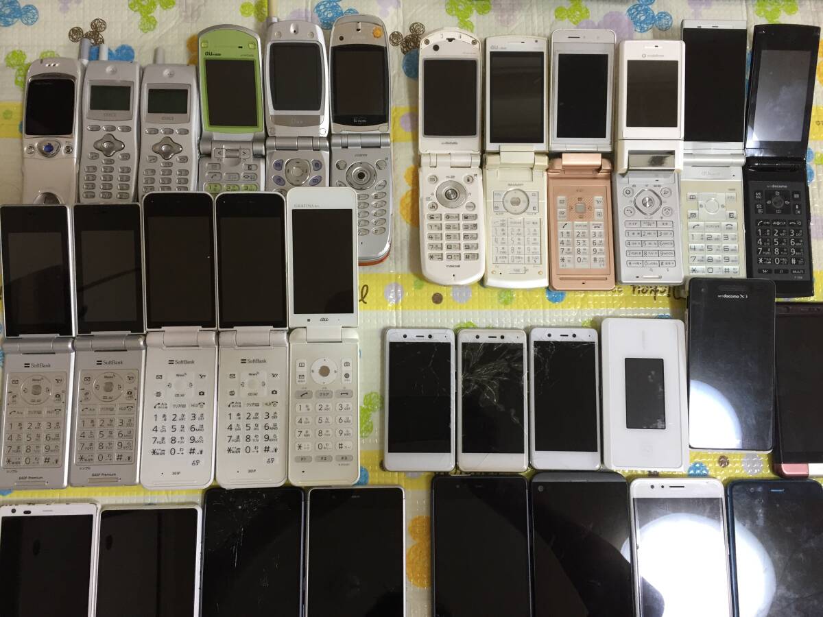 ガラケー　70台まとめ売り　ジャンク 2025年最新】Yahoo!オークション -ジャンク ガラケー まとめの中古品