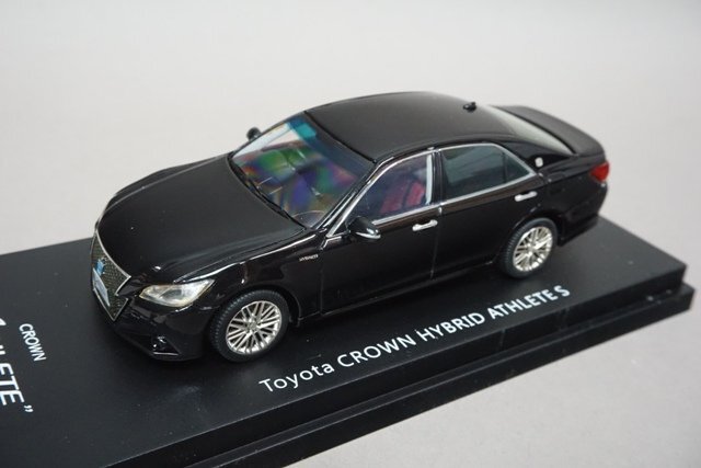 1/30 クラウン RSアドバンス CROWN 220系 カラーサンプル ミニカー