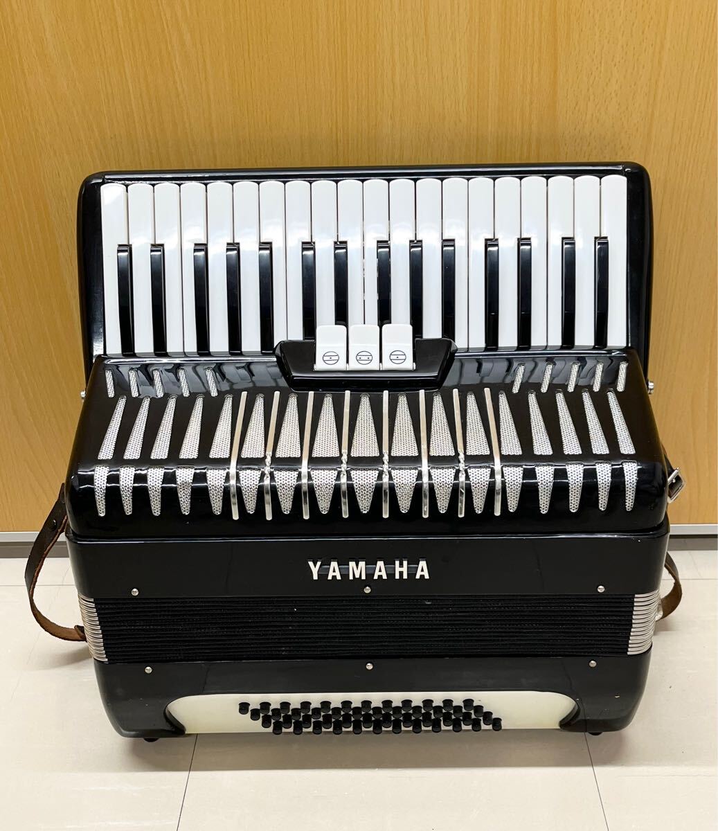 YAMAHA アコーディオン 30鍵盤 yamaha_t32e.jpg
