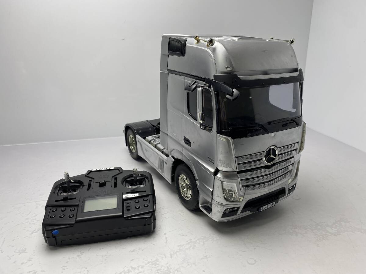 タミヤ 1/14 メルセデス ベンツ 1838LS ＋ フラットベッド プロポ付 タミヤ 1/14 メルセデス ベンツ 1838LS ＋ フラットベッド