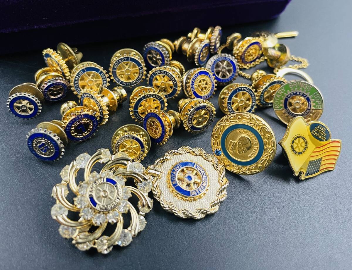 18K 銀座WAKO ロータリークラブ バッジ　18金 18K 銀座WAKO ロータリークラブ ダイヤ バッジ 18金 - メルカリ