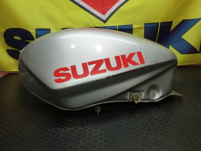 中古】42 GSX400S カタナ 刀 ガソリンタンク タンク 穴空き無し 一台