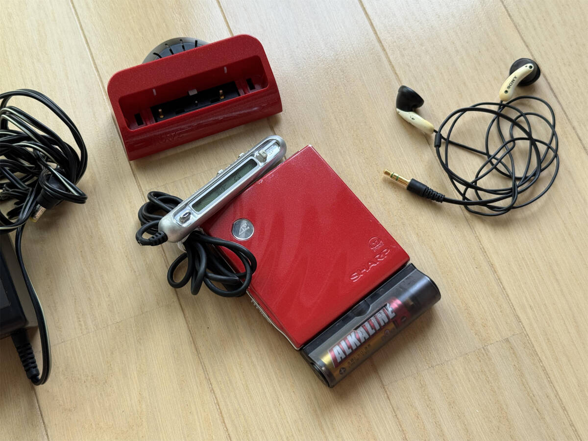 激レア!! SHARP MD-SS421-S ポータブルMDプレーヤー 激レア!! SHARP MD