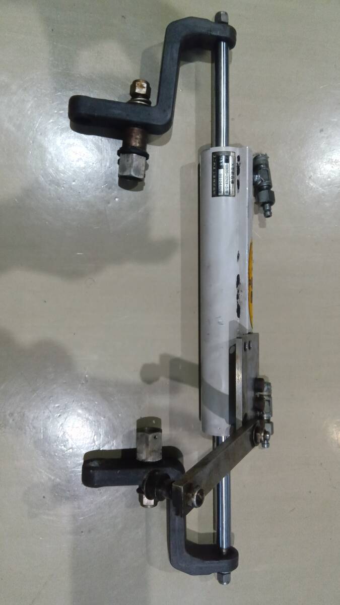 20-552 ユニカス工業㈱ X型舵取り機 UX05-N31TA-12（31XT） 2本