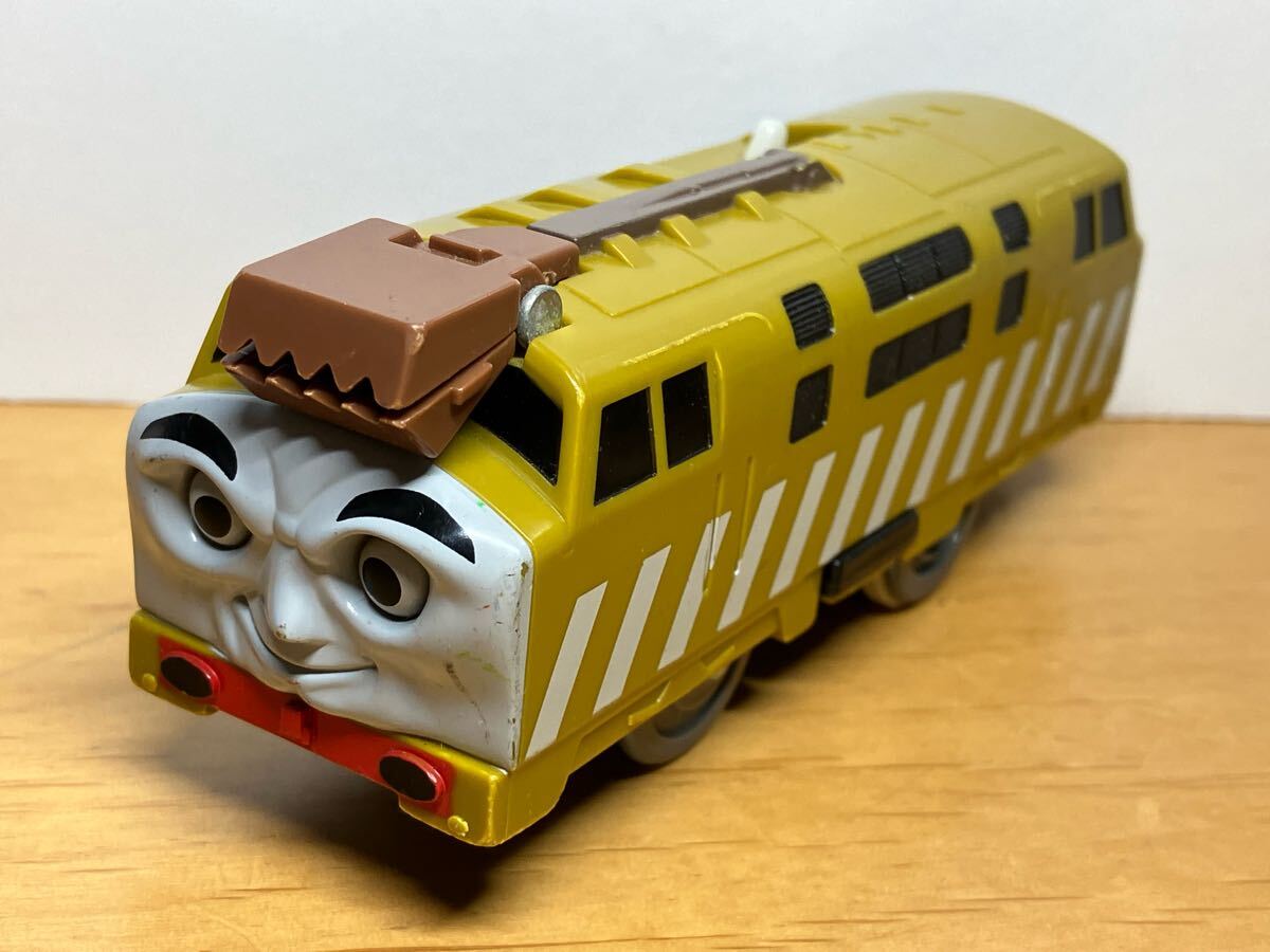 ジャンク品】Oゲージ HELJAN 英国鉄道 ディーゼル機関車 【不動品