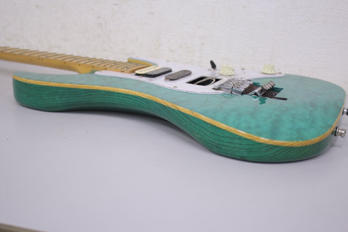 国産工房激豪華オーダーストラトキャスターHSHシェクターPU搭載