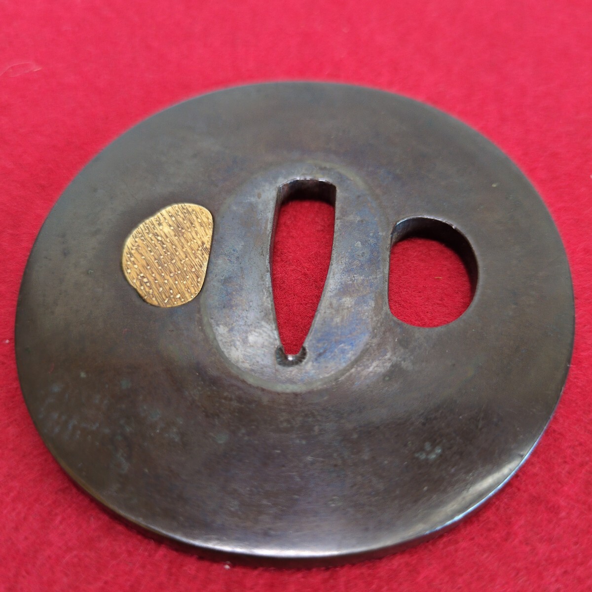 【傷や汚れあり】2508-120 鍔 刀装具 鍔鉄 古い鍔 武具 骨董品 当時物の落札情報詳細 - Yahoo!オークション落札価格検索 オークフリー
