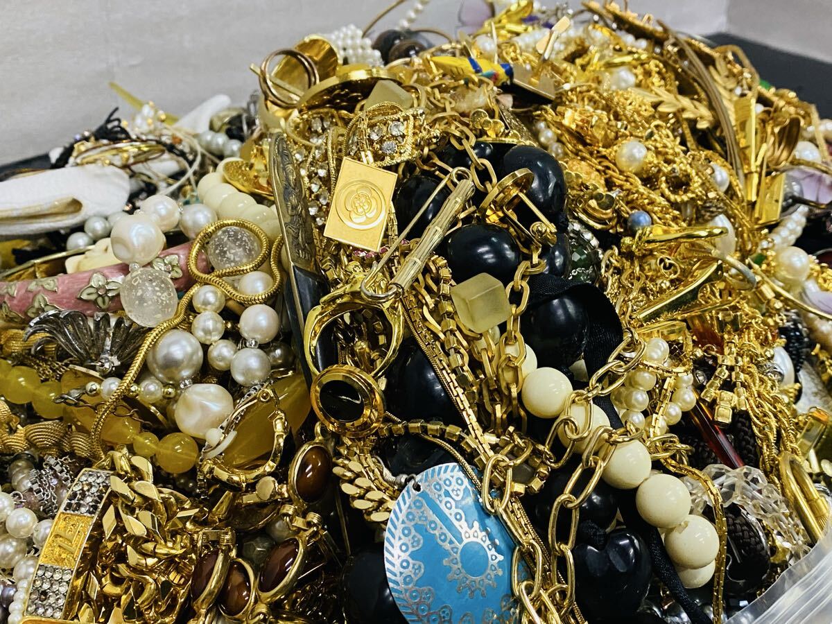 やや傷や汚れあり】□ イミテーション アクセサリー 総重量約9.1