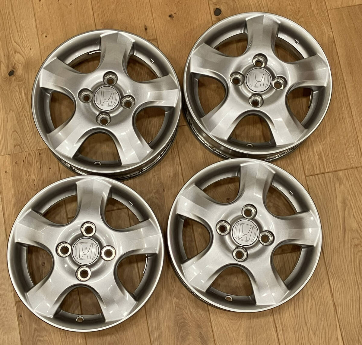中古】モデューロ13インチアルミホイール＆ブリジストン Bスタイル 155 