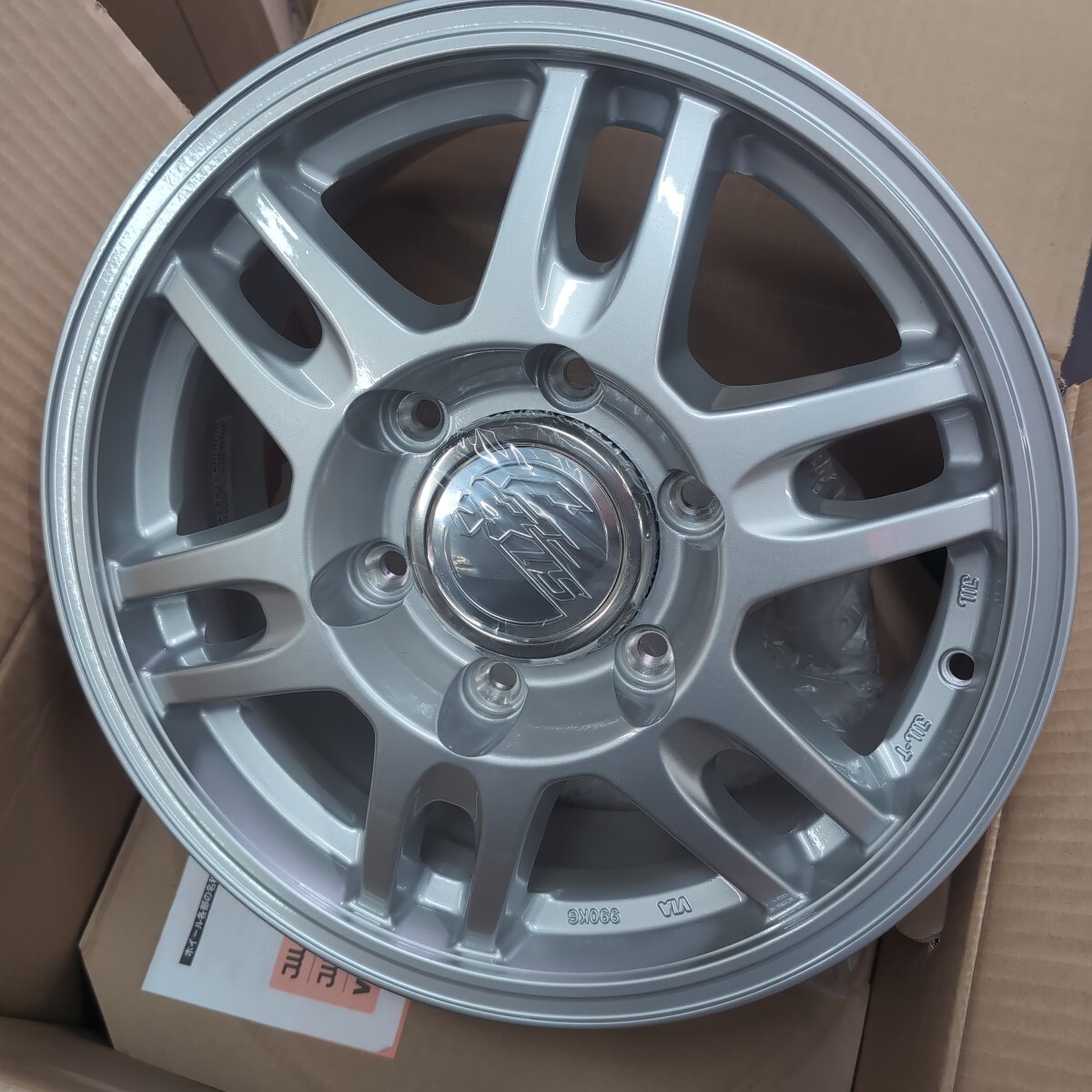 ヨコハマ YOKOHAMA AVS MODEL7 15インチ 6.5J +35 PCD100 4H DIREZZA
