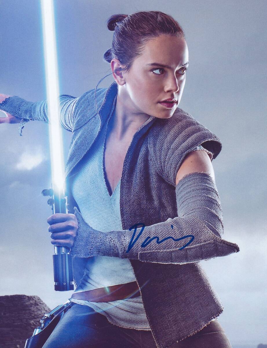 ■ Daisy Ridley デイジー・リドリー ★直筆サイン★ Amazon.co.jp: デイジーリドリー直筆サイン入り大型写真…Daisy Ridley