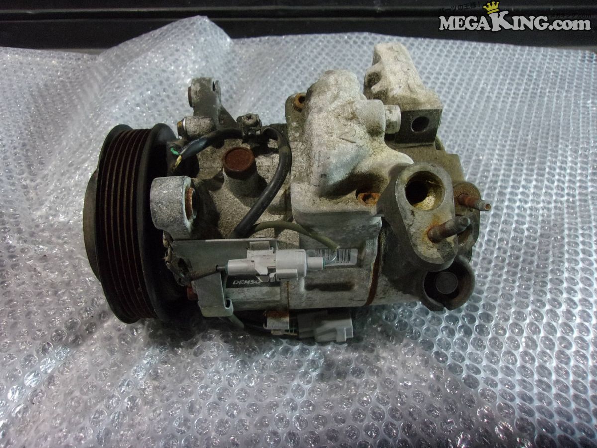 トヨタ チェイサー ツアラーV JZX100 純正 エアコンコンプレッサー 1JZ