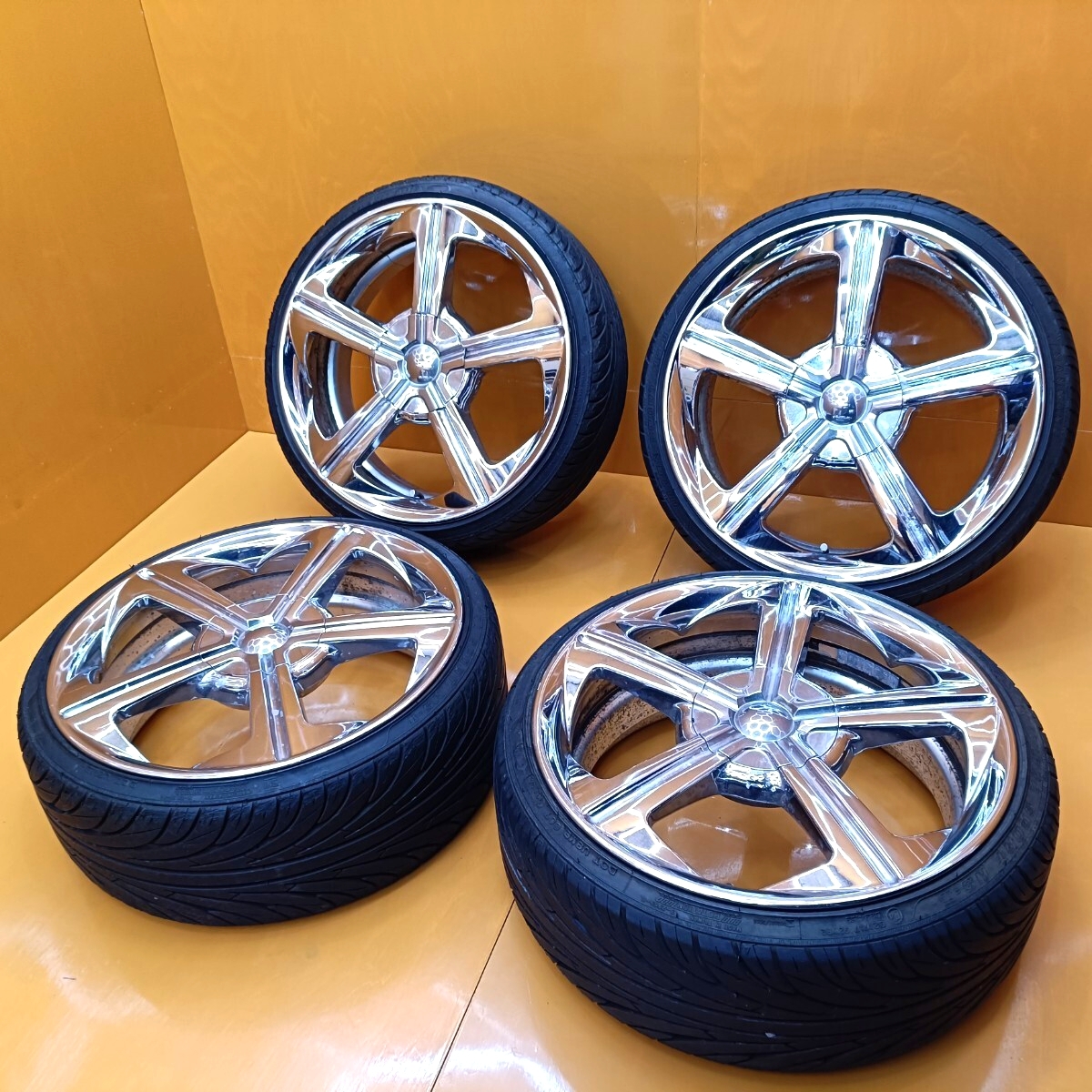 中古ホイール CARVING HEAD40 カービング ヘッド40 17インチ 7J +25