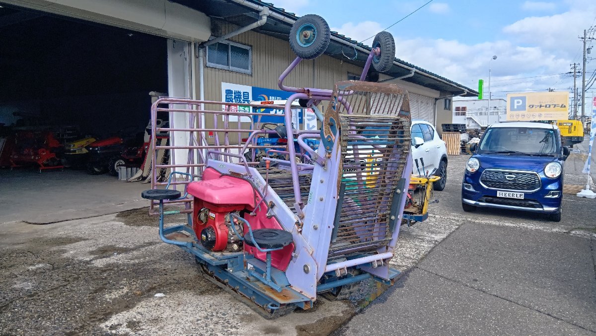 中古】ニプロ自走式じゃがいもさつまいも収穫機ポテカルゴGH651の