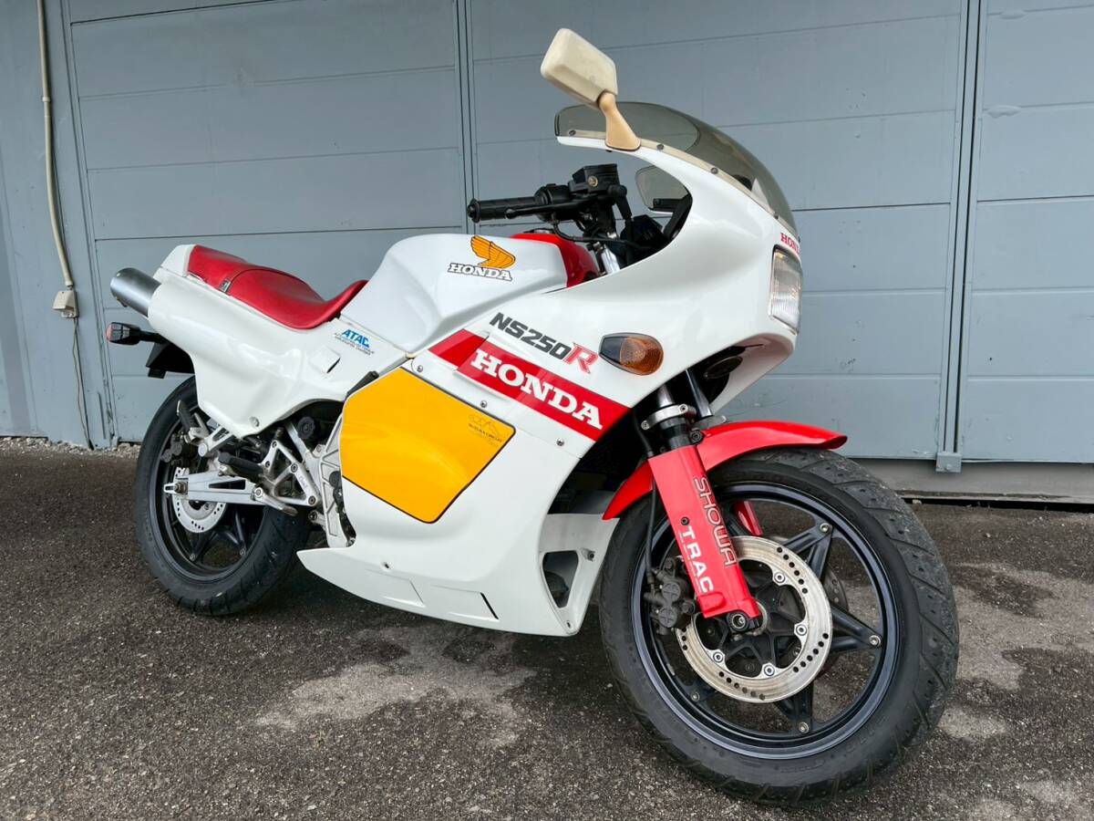 RVF400 シングルシートカウル シルエットジャパンの落札情報詳細
