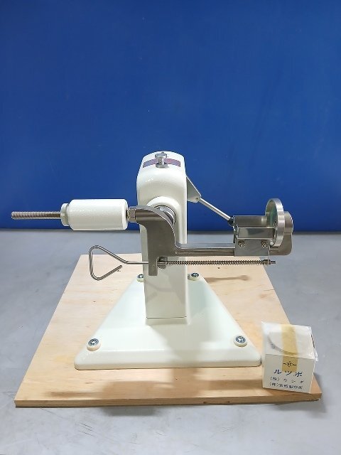 こ*じ様 遠心鋳造機　新品スプリング付き！　ルツボ　歯科技工　キャスティングマシ 中古】□歯科技工 遠心鋳造機 ルツボ 未使用二個 皿ルツボ4枚□の落札