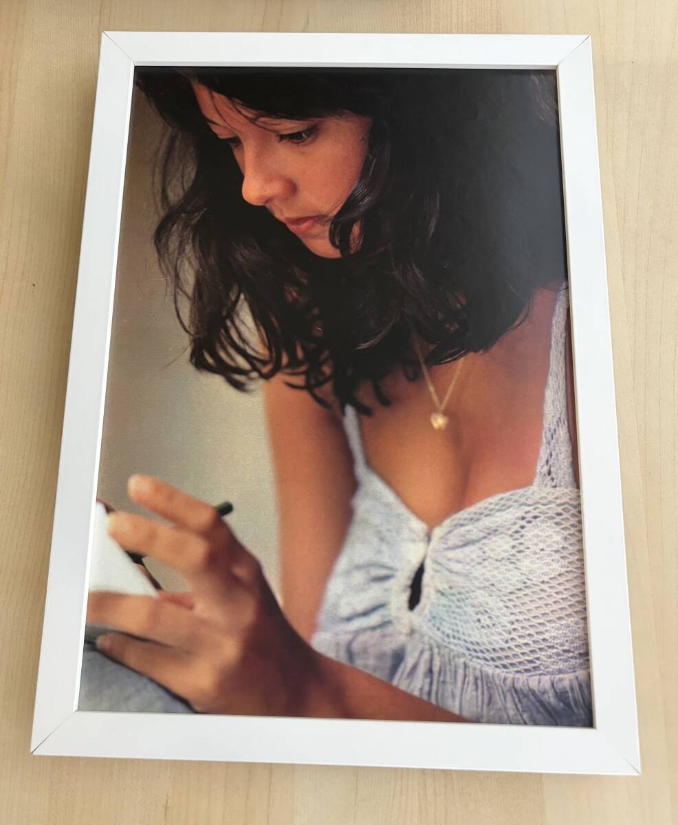 アグネス・ラム Agnes Lum 直筆サイン入り写真 証明書付き グラビア