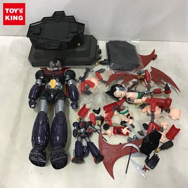 【未組立】鉄腕アトム　ロボイドの巻　3 シラノVSロボイド3 ガレージキット 鉄腕アトム シラノVSロボイド3 ボークス 圓句昭浩