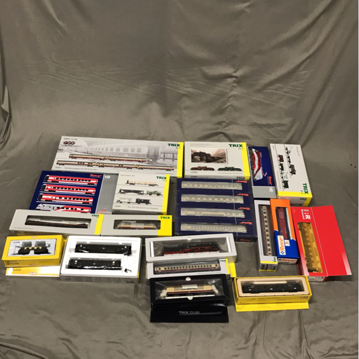垂直ボイラータイプ蒸気機関車（HOn/9mmゲージ）（杉山模型完成品）の